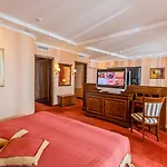Hotell Grand - Medical
