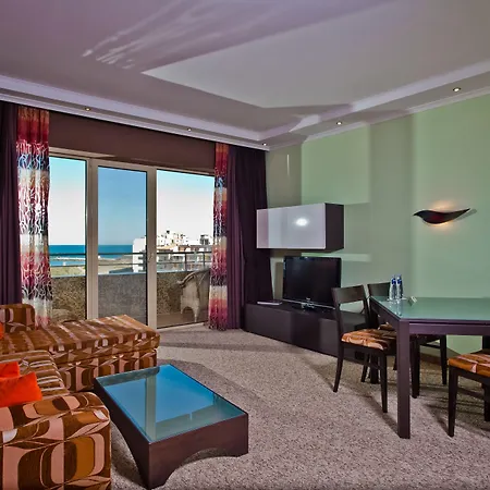 Grand - Medical Otel