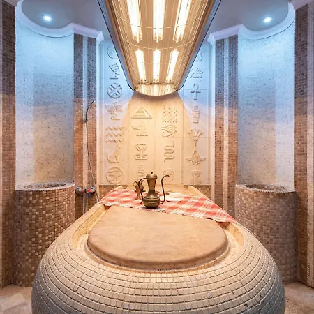فندق Grand - Medical