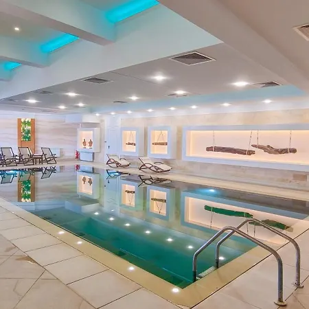 Hotel Grand - Medical 5*