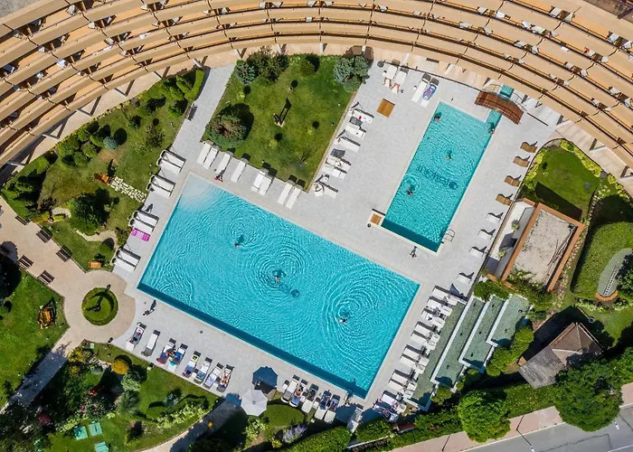 Grand - Medical ホテル 5*